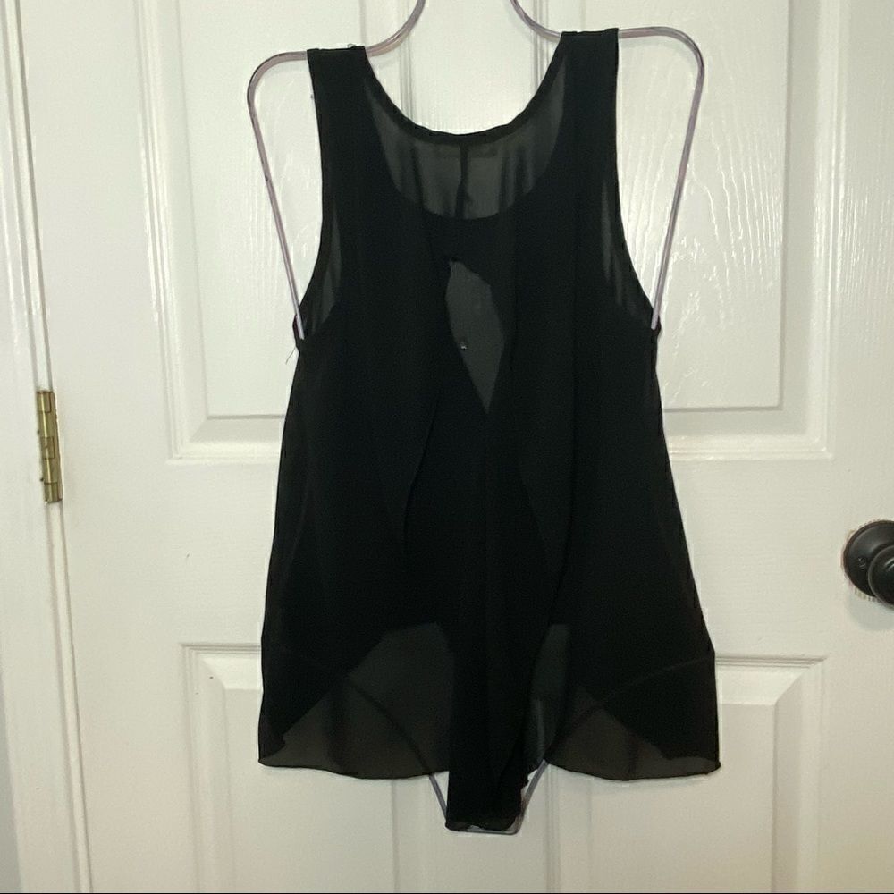 Sheer tank top    - Picture 11 of 14